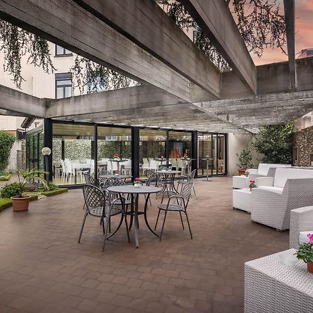Ih Hotels Milano Eur - טרצאנו סול נוויליו מראה חיצוני תמונה