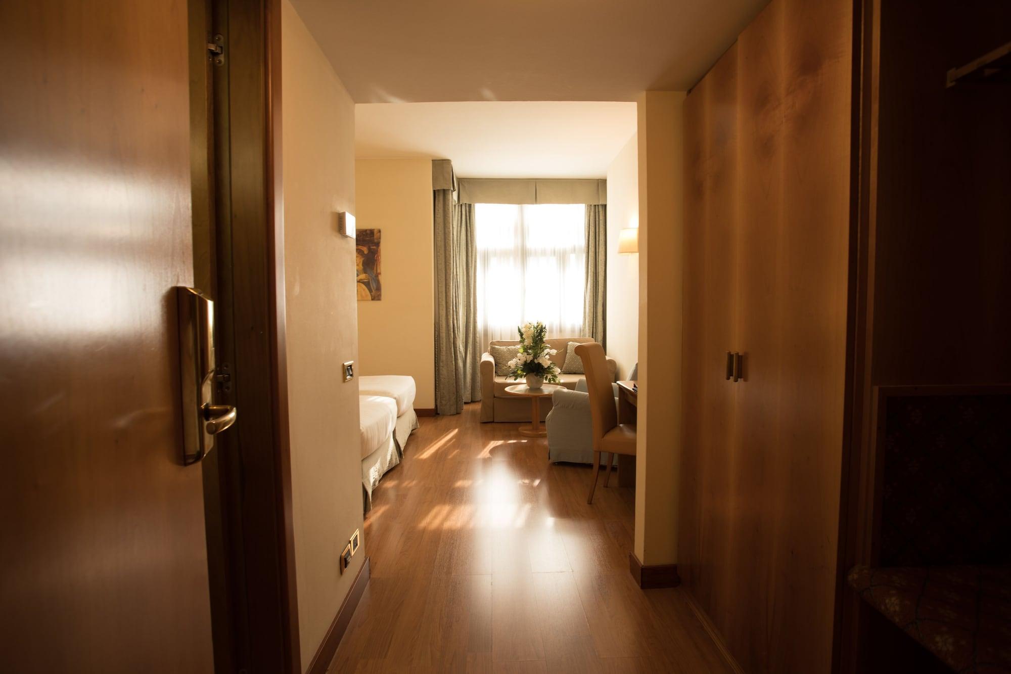 Ih Hotels Milano Eur - טרצאנו סול נוויליו מראה חיצוני תמונה