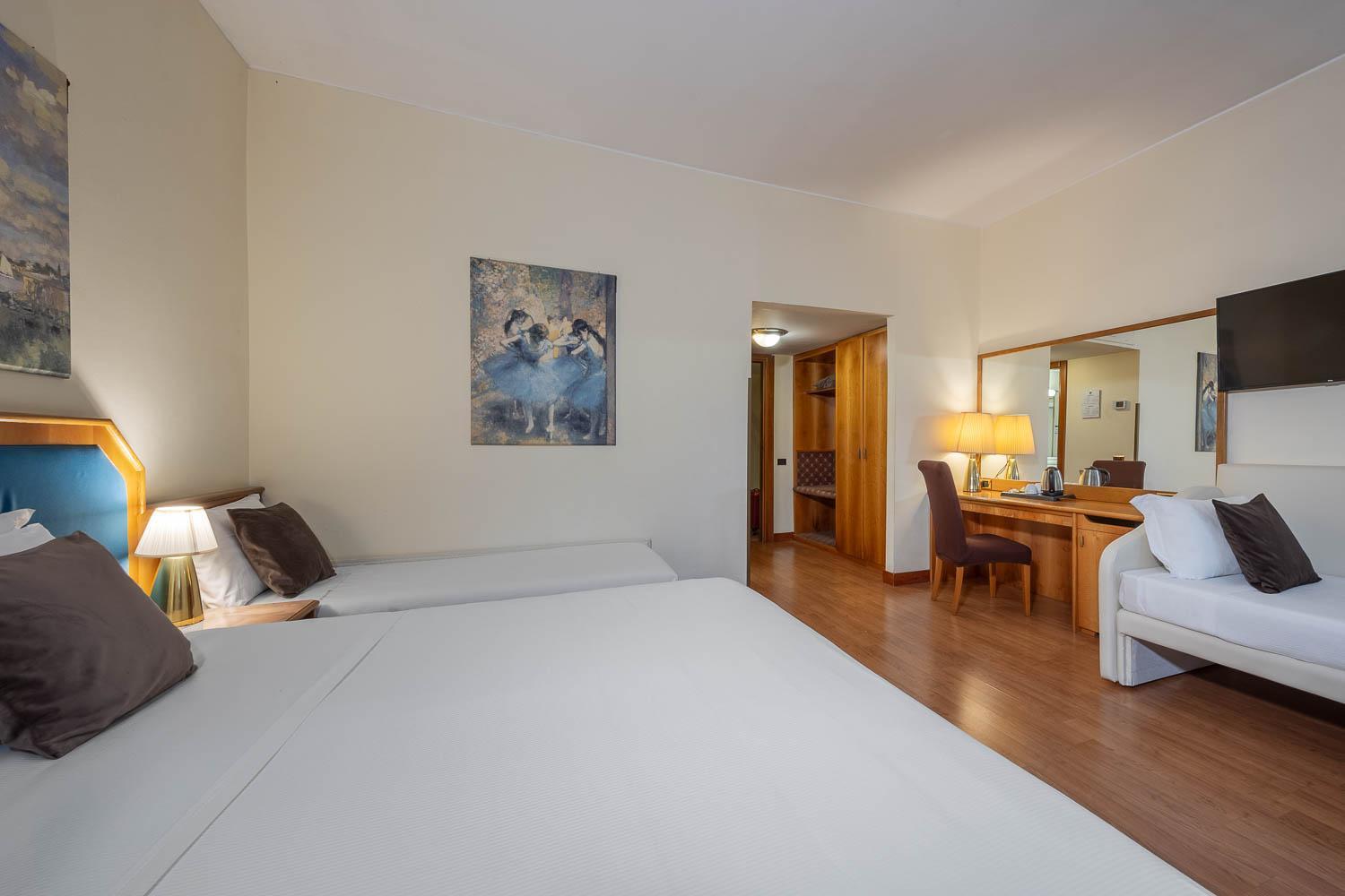 Ih Hotels Milano Eur - טרצאנו סול נוויליו מראה חיצוני תמונה