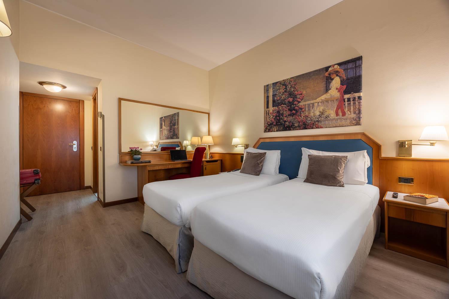 Ih Hotels Milano Eur - טרצאנו סול נוויליו מראה חיצוני תמונה