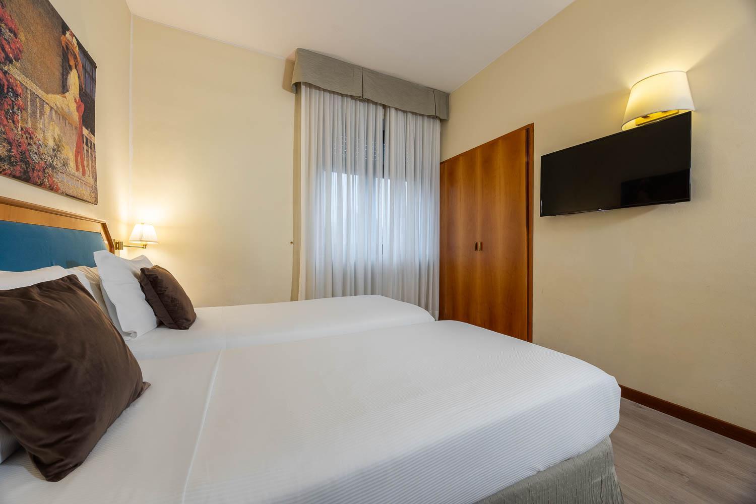 Ih Hotels Milano Eur - טרצאנו סול נוויליו מראה חיצוני תמונה