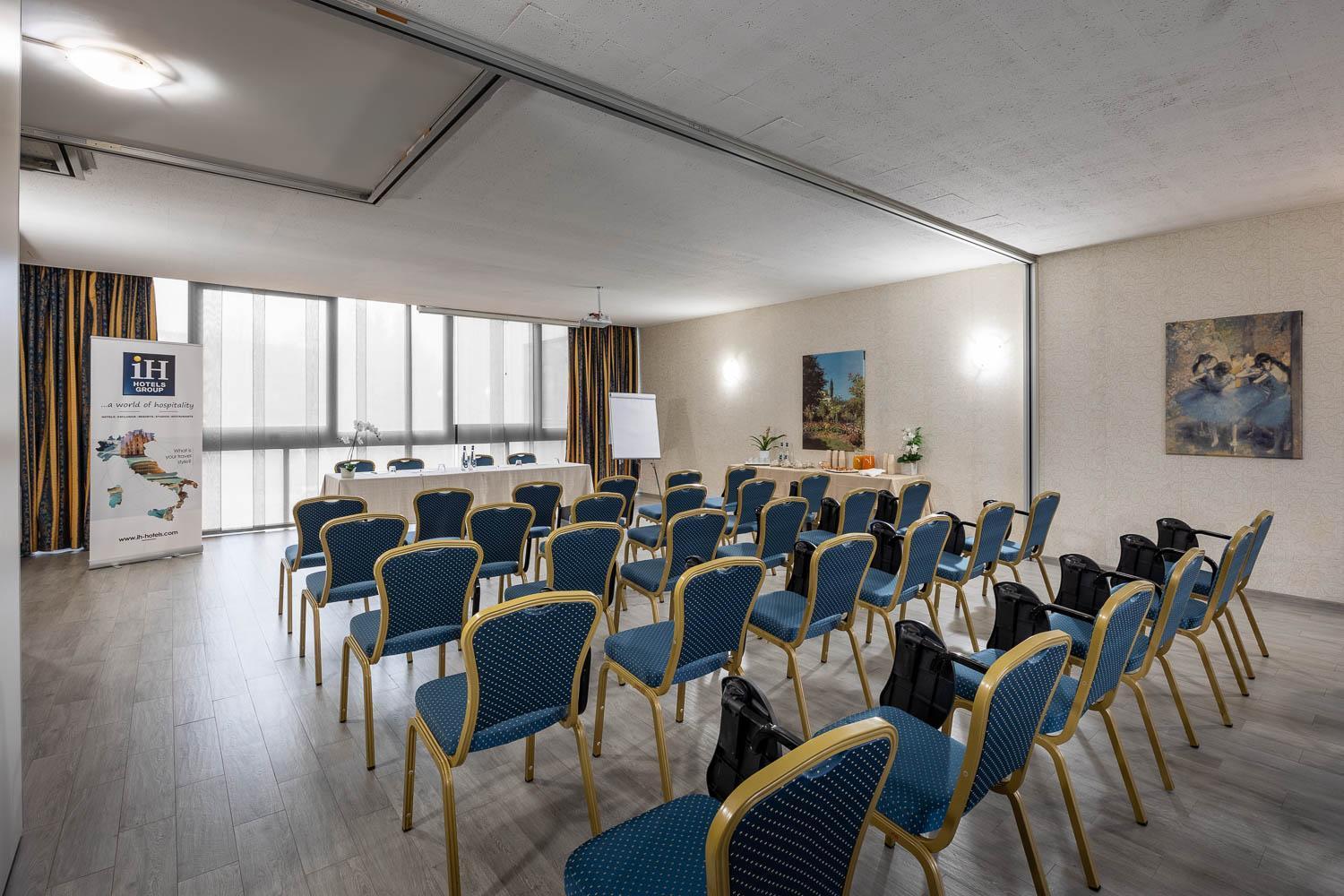 Ih Hotels Milano Eur - טרצאנו סול נוויליו מראה חיצוני תמונה