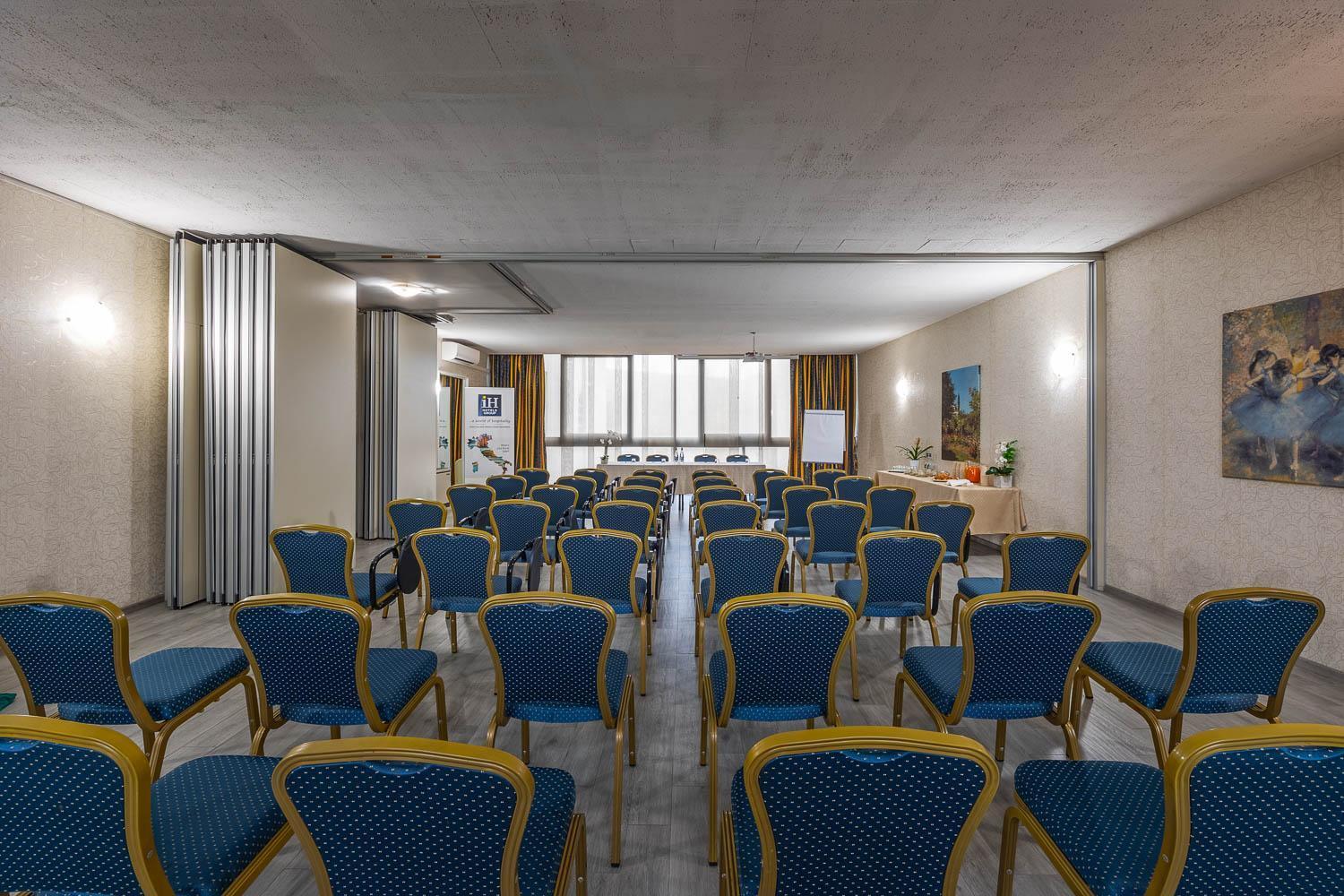 Ih Hotels Milano Eur - טרצאנו סול נוויליו מראה חיצוני תמונה