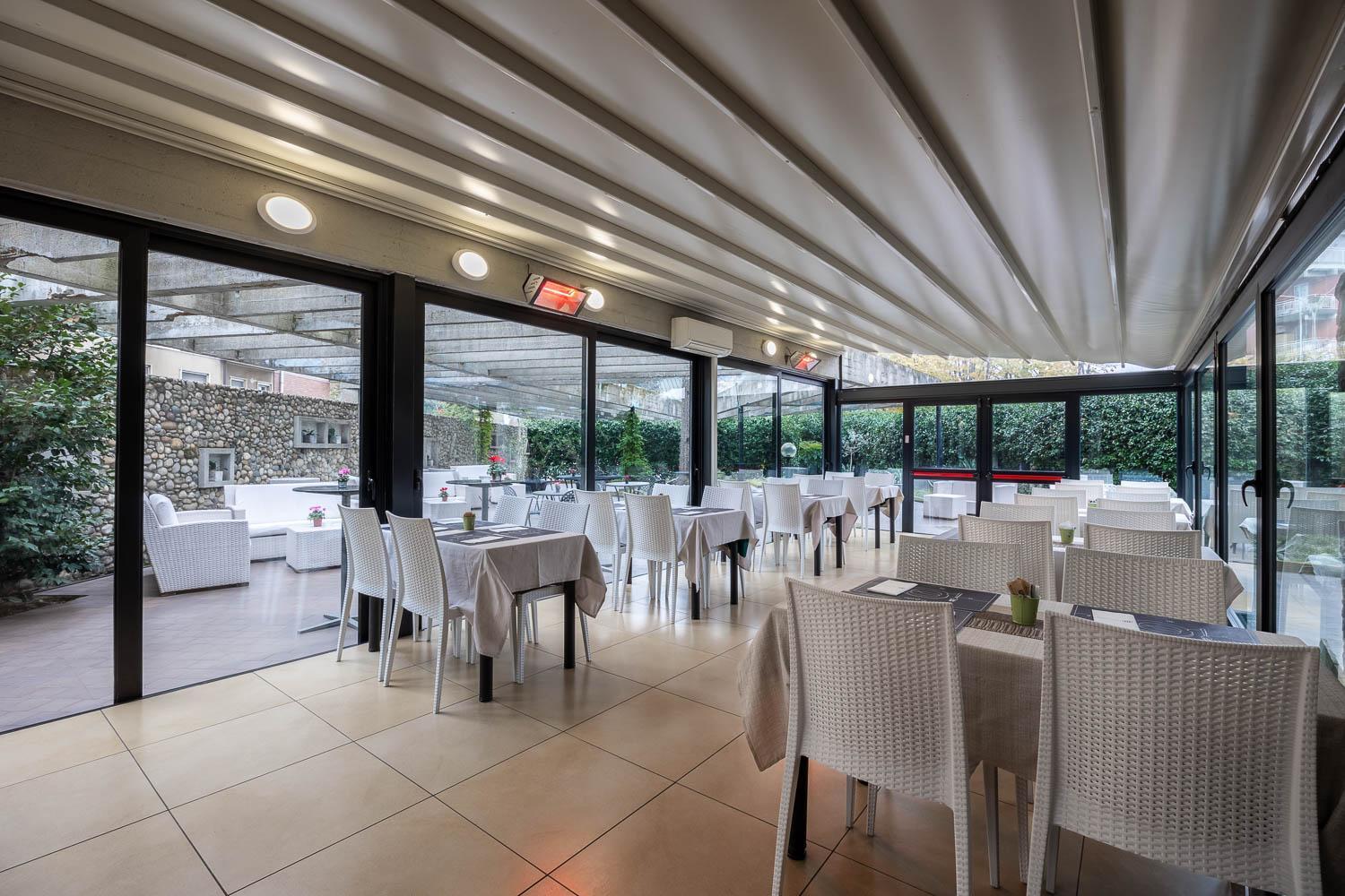 Ih Hotels Milano Eur - טרצאנו סול נוויליו מראה חיצוני תמונה
