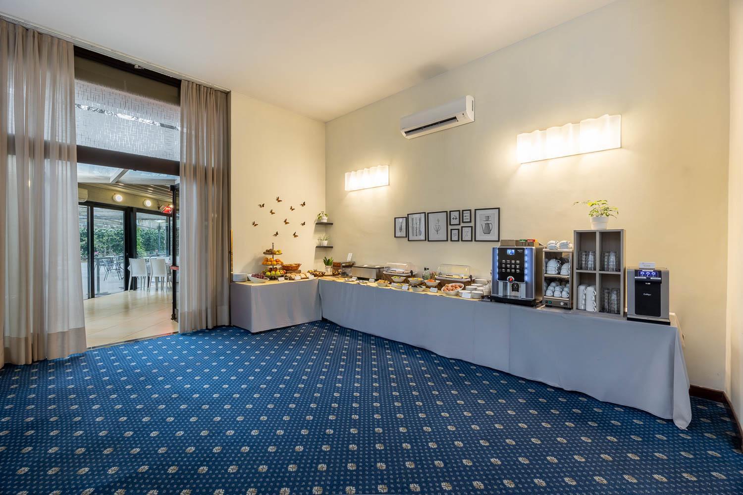 Ih Hotels Milano Eur - טרצאנו סול נוויליו מראה חיצוני תמונה